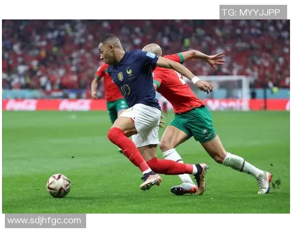 怪物足球球星逆天崛起震撼赛场再掀绿茵狂潮